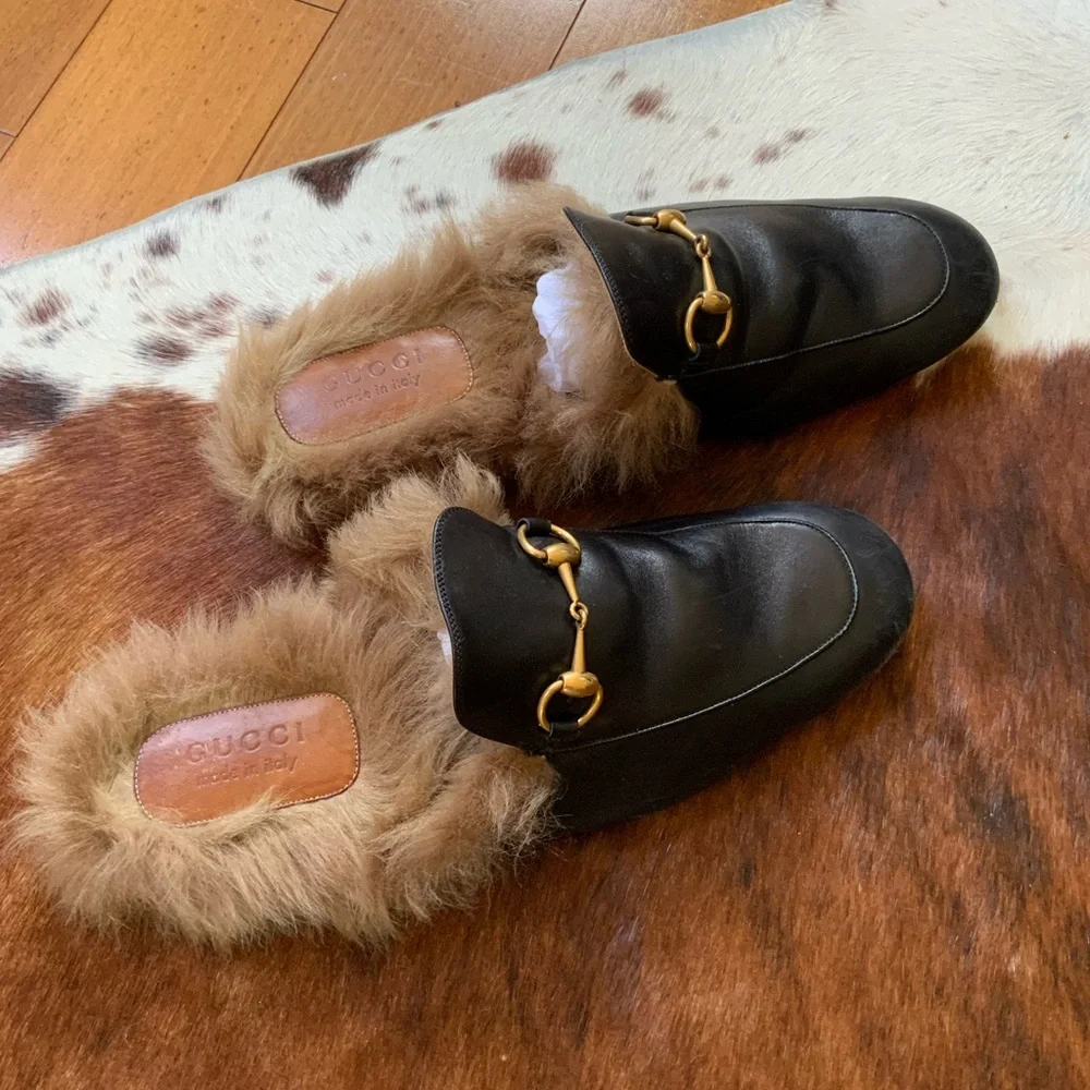 Gucci Black Leather Fur-Lined Horsebit Loafers